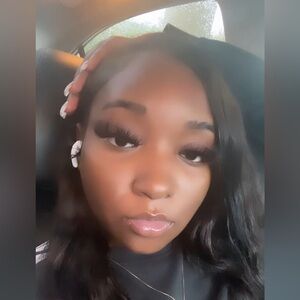 Meet your Posher, Nilah